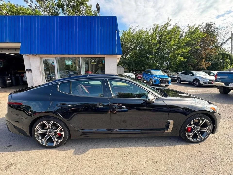 2018 Kia Stinger GT - Image 9 of 20