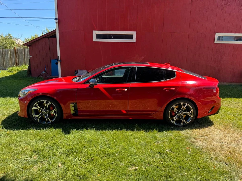 2018 Kia Stinger GT - Image 13 of 14