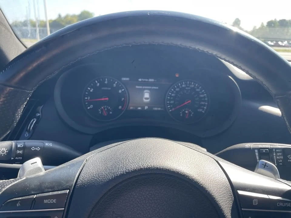 2018 Kia Stinger GT - Image 17 of 20