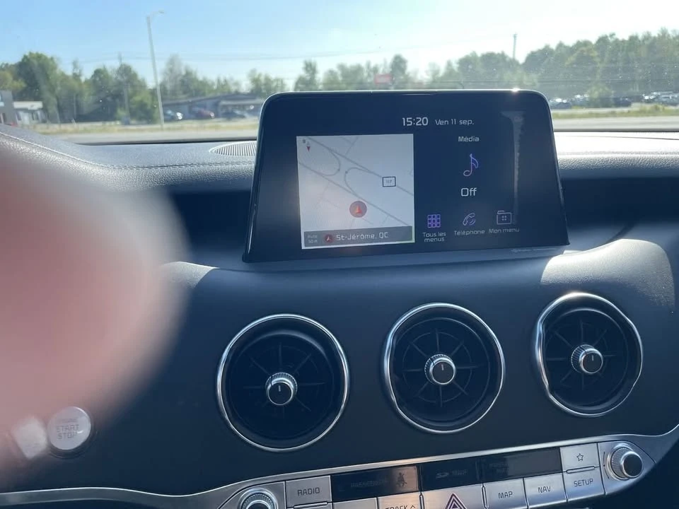 2018 Kia Stinger GT - Image 18 of 20