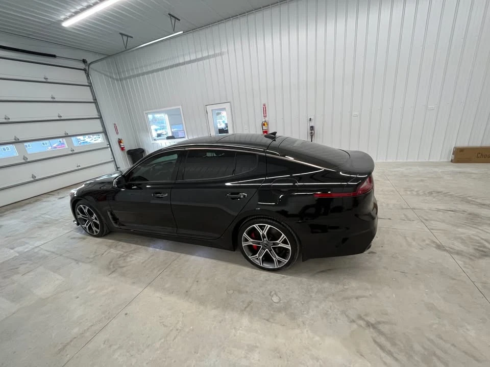 2018 Kia Stinger GT - Image 14 of 19