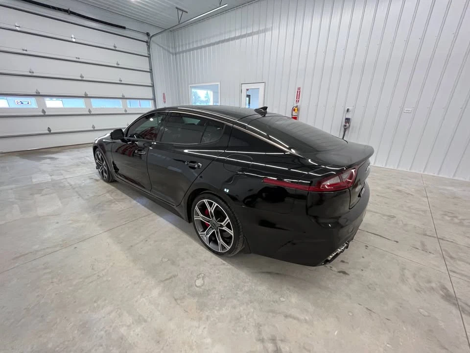 2018 Kia Stinger GT - Image 14 of 20