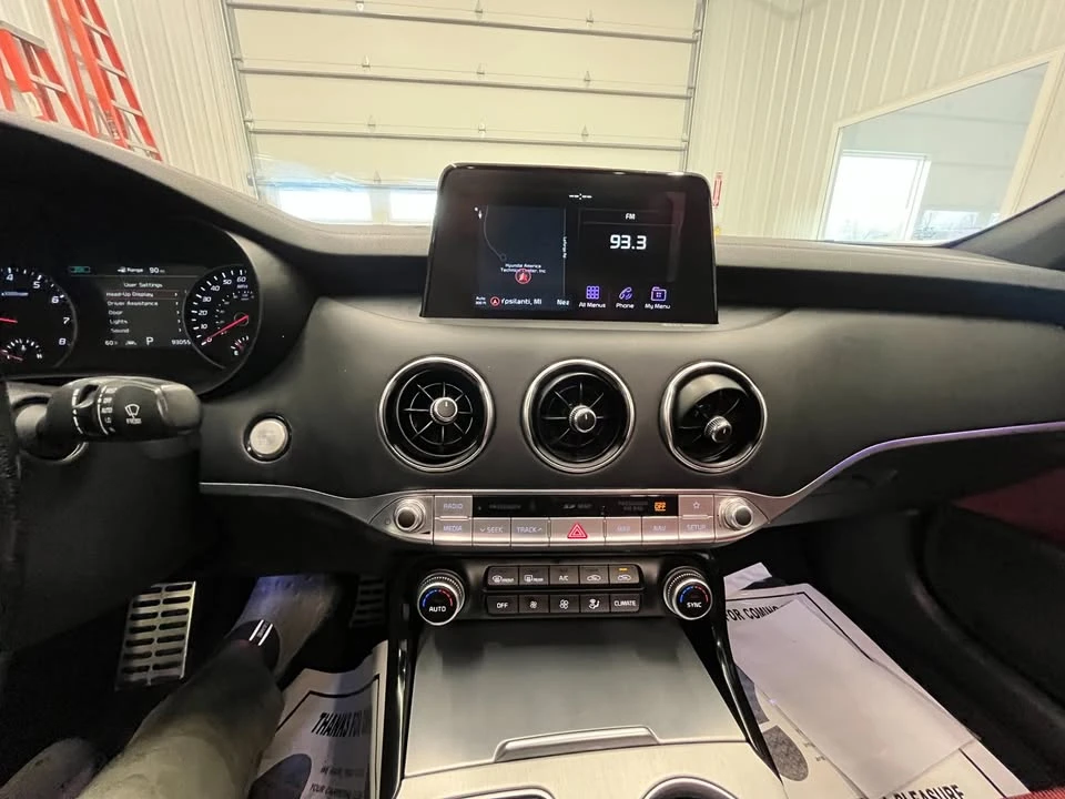 2018 Kia Stinger GT - Image 19 of 20