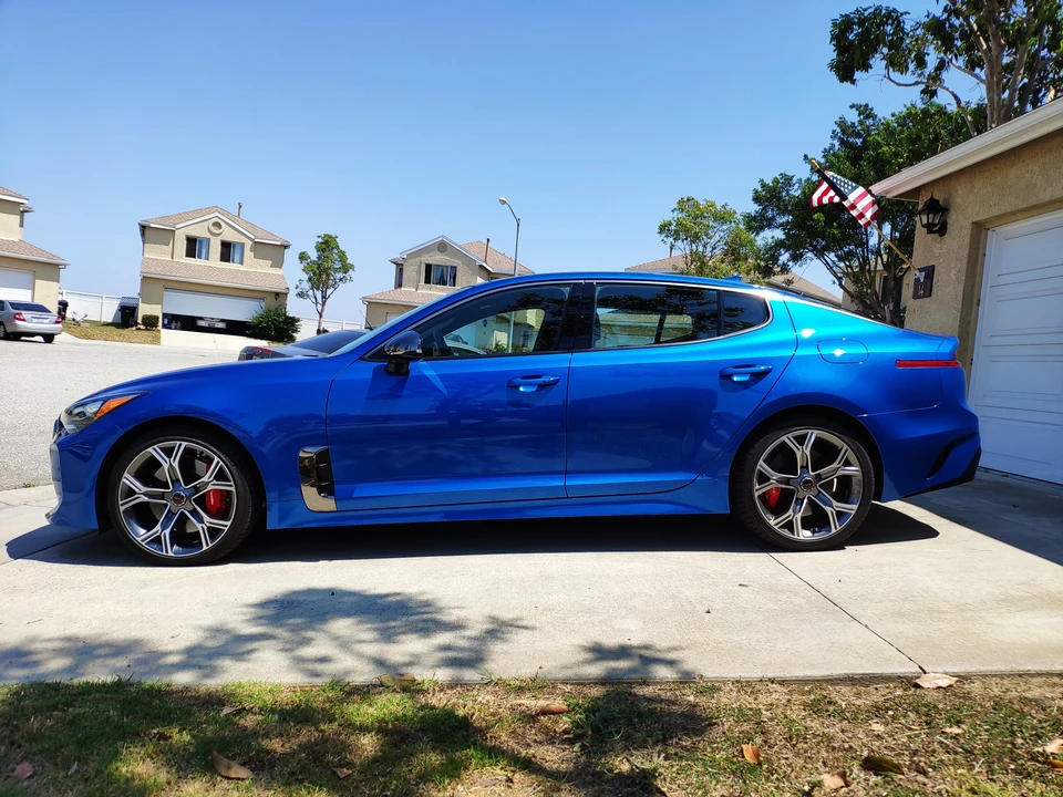 2018 Kia Stinger GT - Image 2 of 31
