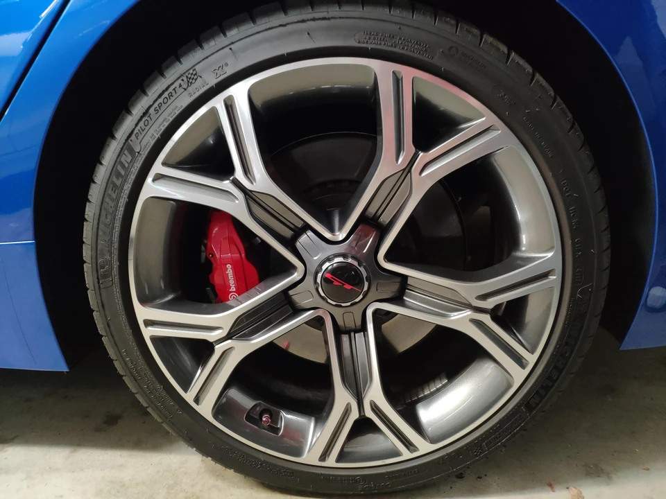 2018 Kia Stinger GT - Image 16 of 31