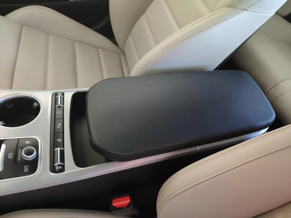 2018 Kia Stinger GT - Image 26 of 31