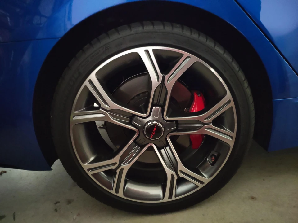2018 Kia Stinger GT - Image 17 of 31