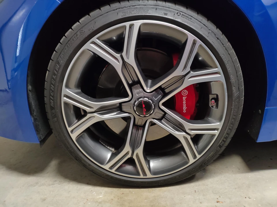 2018 Kia Stinger GT - Image 15 of 31