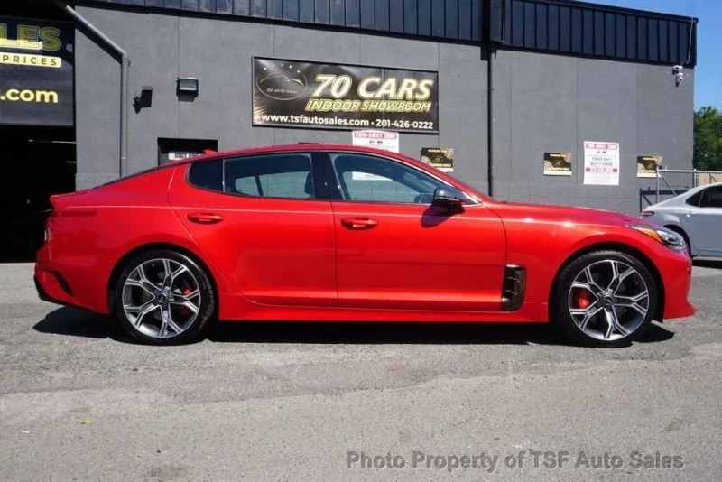 2018 Kia Stinger GT - Image 9 of 12