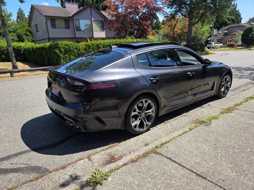 2018 Kia Stinger GT - Image 4 of 10