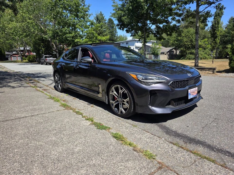 2018 Kia Stinger GT - Image 2 of 10