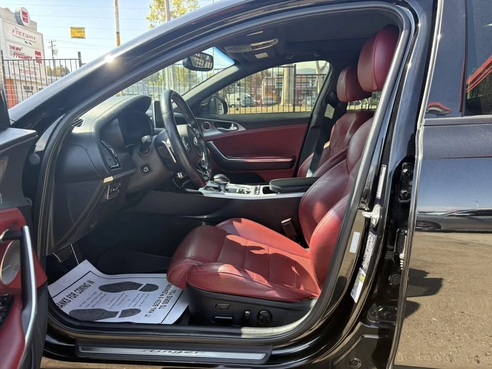 2018 Kia Stinger GT - Image 9 of 20
