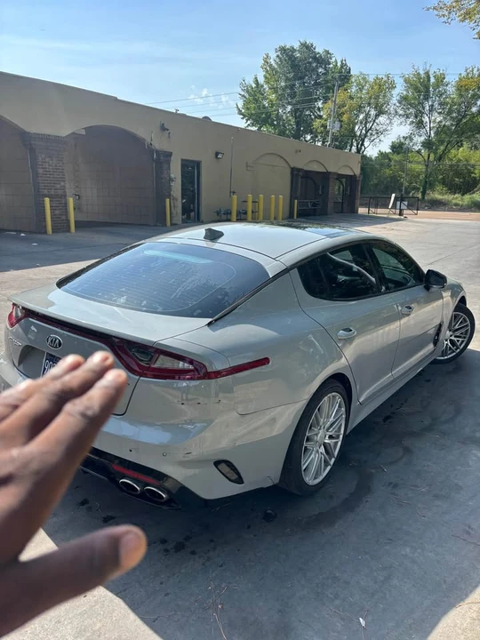 2018 Kia Stinger - Image 4 of 5