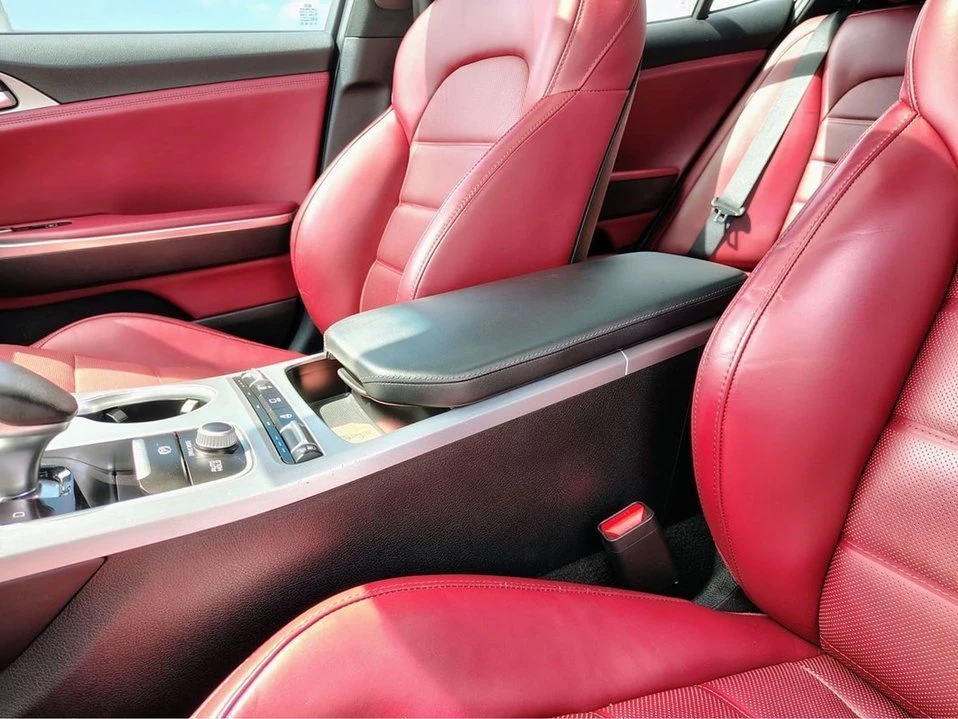 2018 Kia Stinger GT - Image 17 of 20