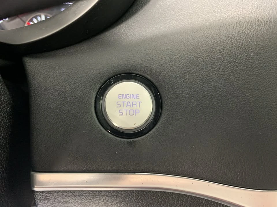 2018 Kia Stinger GT - Image 14 of 18