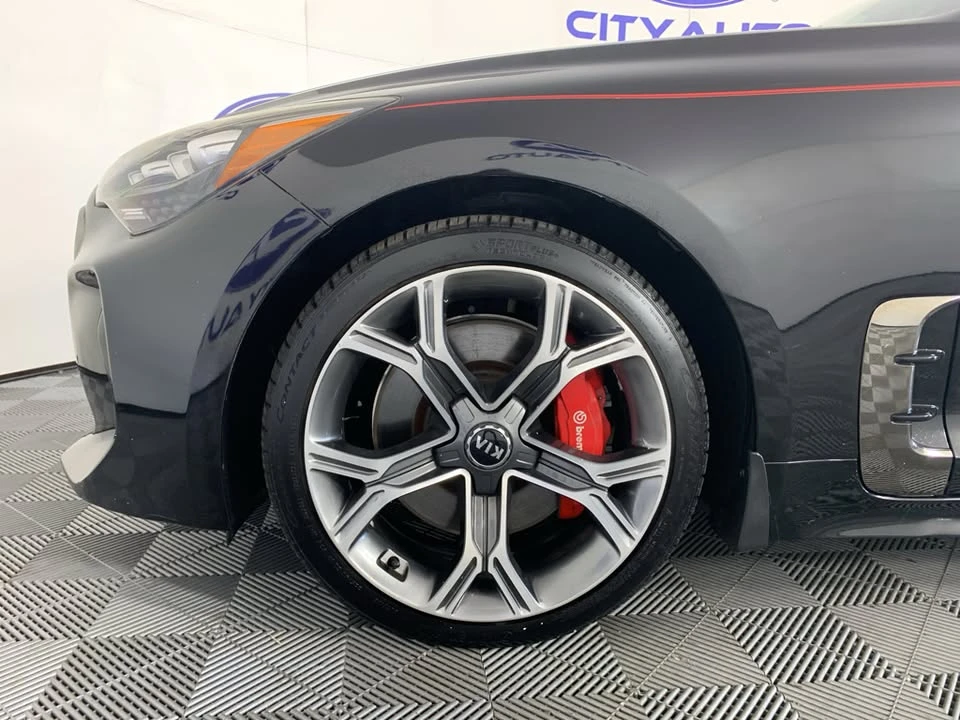 2018 Kia Stinger GT - Image 9 of 18