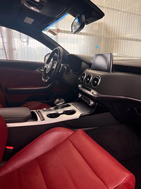 2018 Kia Stinger GT - Image 7 of 11