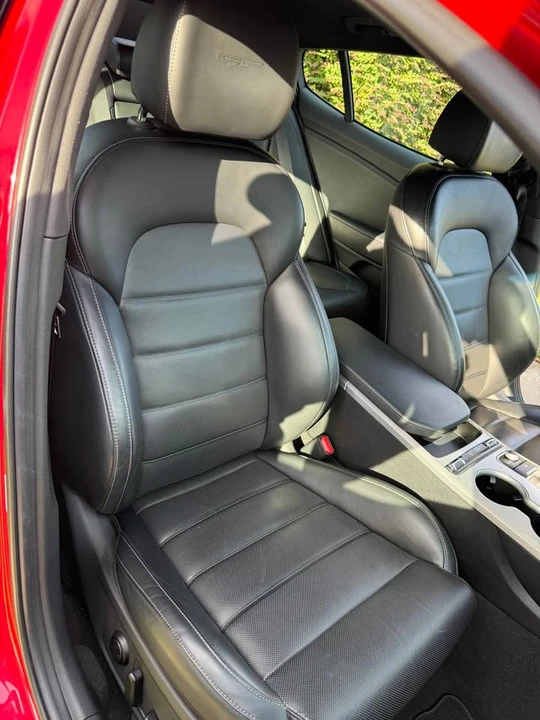 2018 Kia Stinger GT - Image 8 of 9