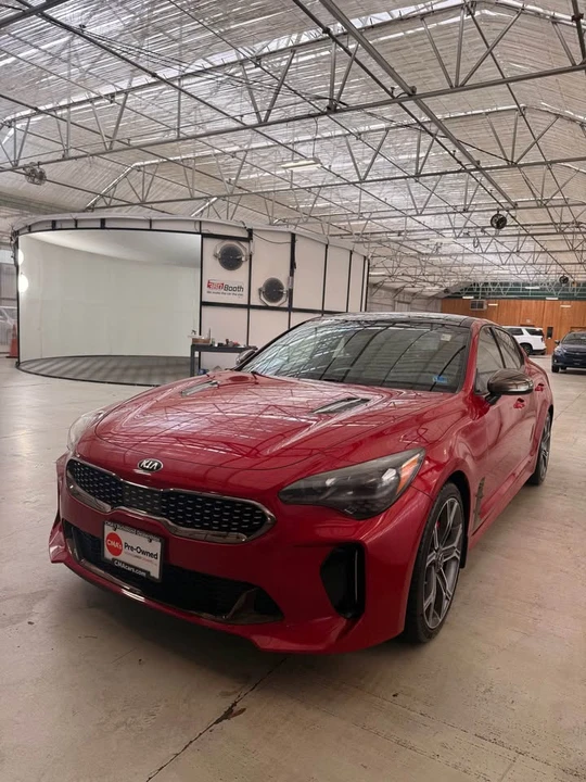 2018 Kia Stinger GT - Image 2 of 11