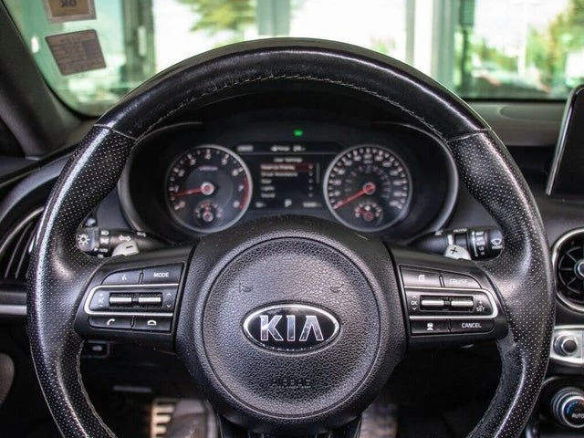 2018 Kia Stinger - Image 13 of 20