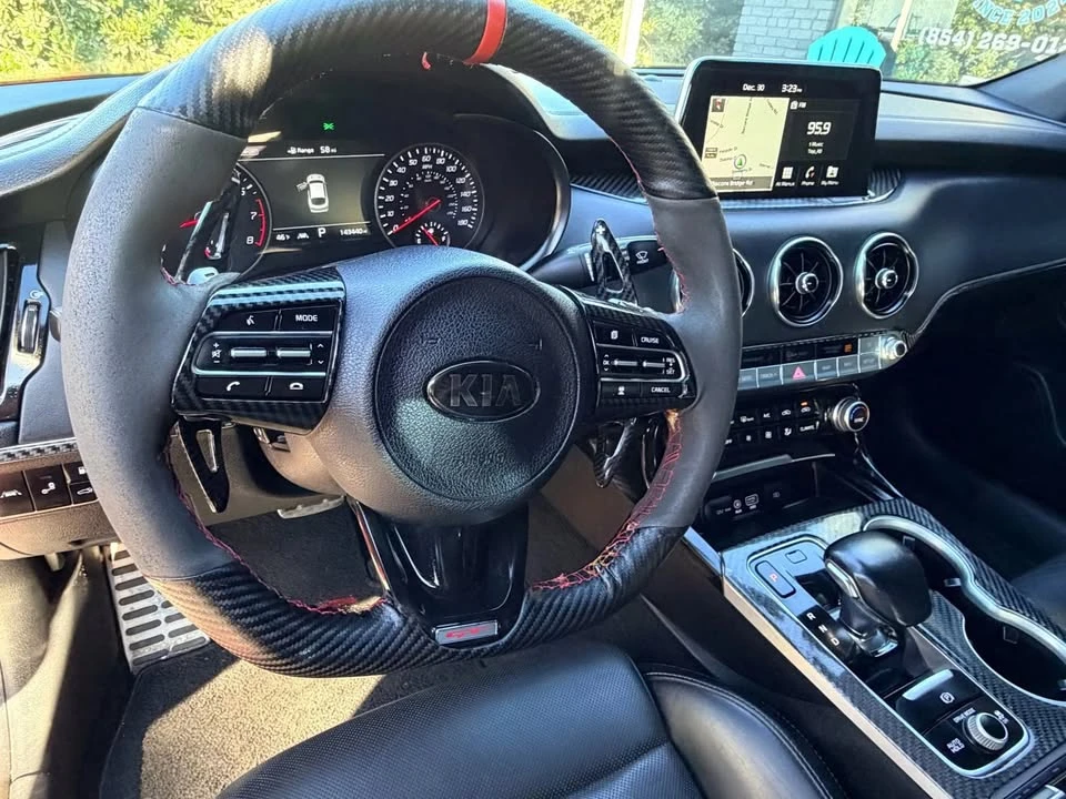 2018 Kia Stinger GT - Image 10 of 20