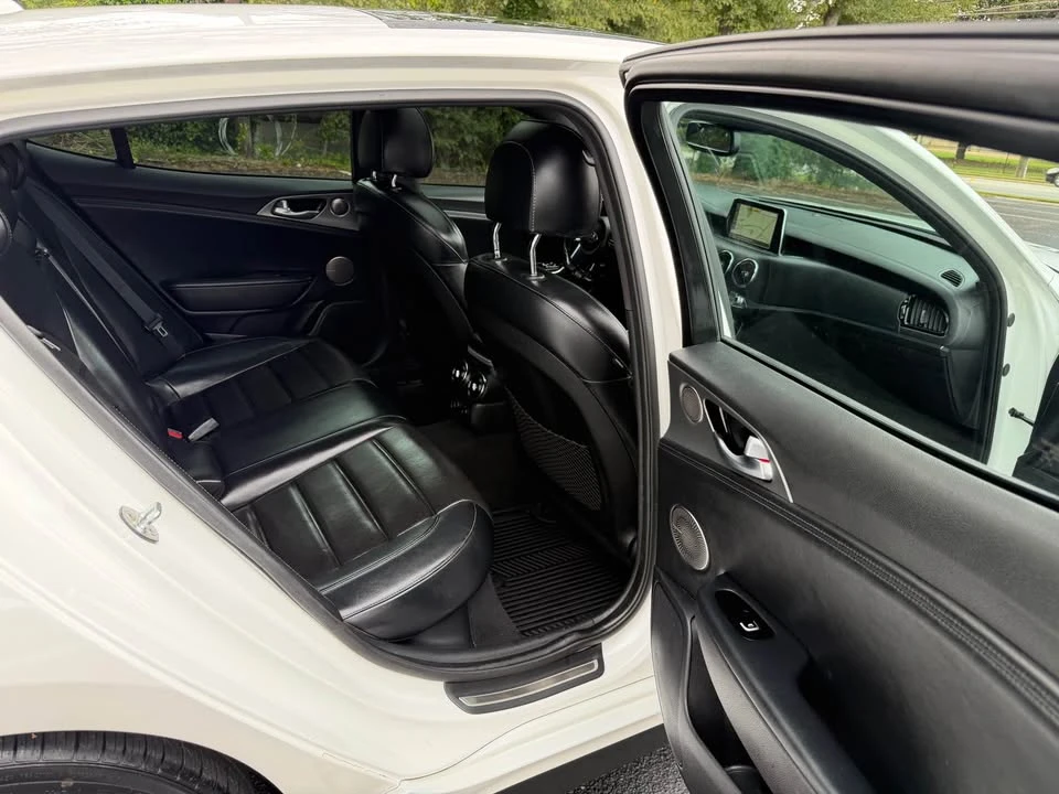 2018 Kia Stinger GT - Image 14 of 20