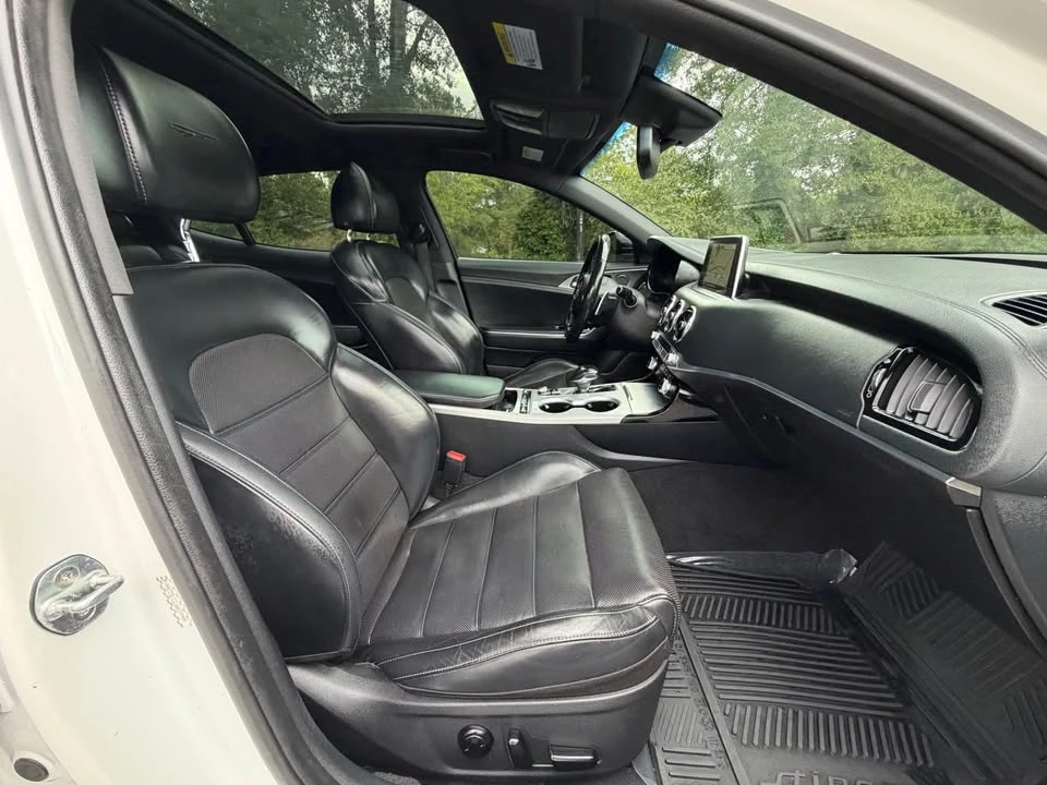 2018 Kia Stinger GT - Image 12 of 20