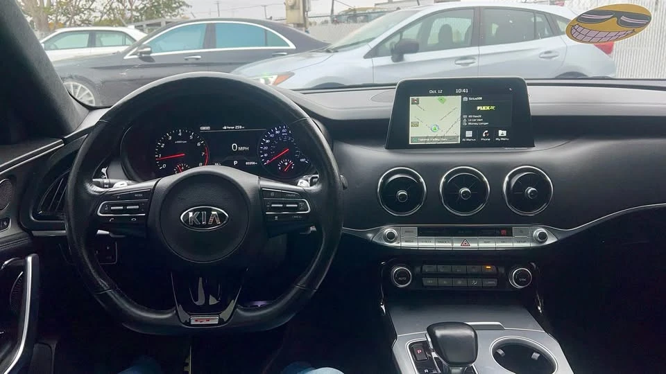 2018 Kia Stinger GT - Image 11 of 12