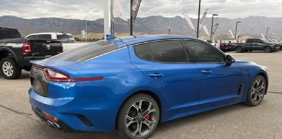 2018 Kia Stinger GT - Image 3 of 8