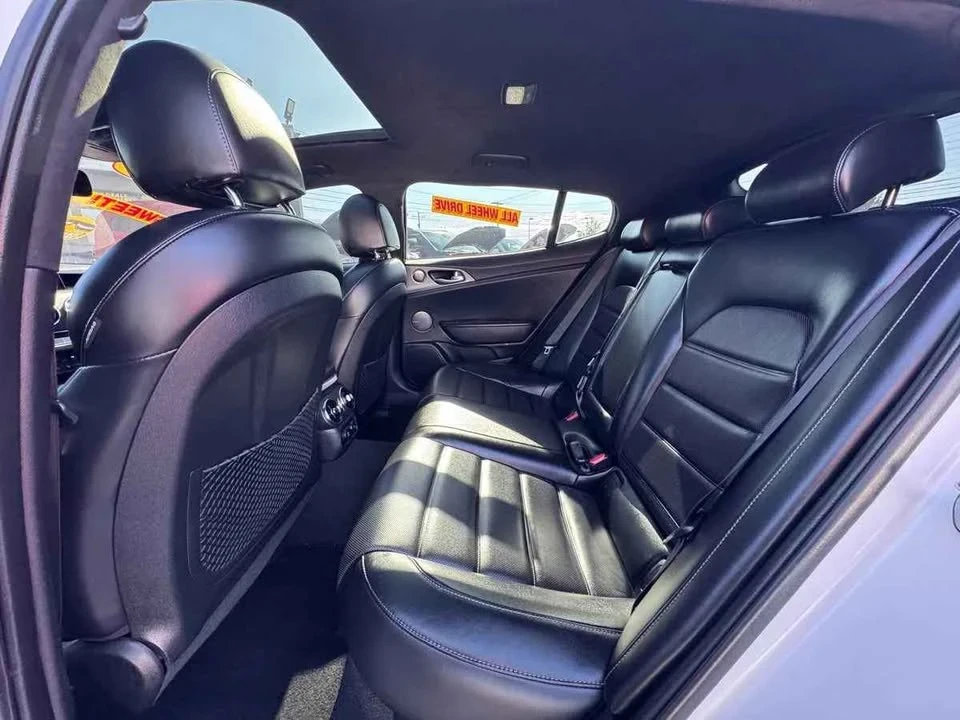 2018 Kia Stinger GT - Image 11 of 20