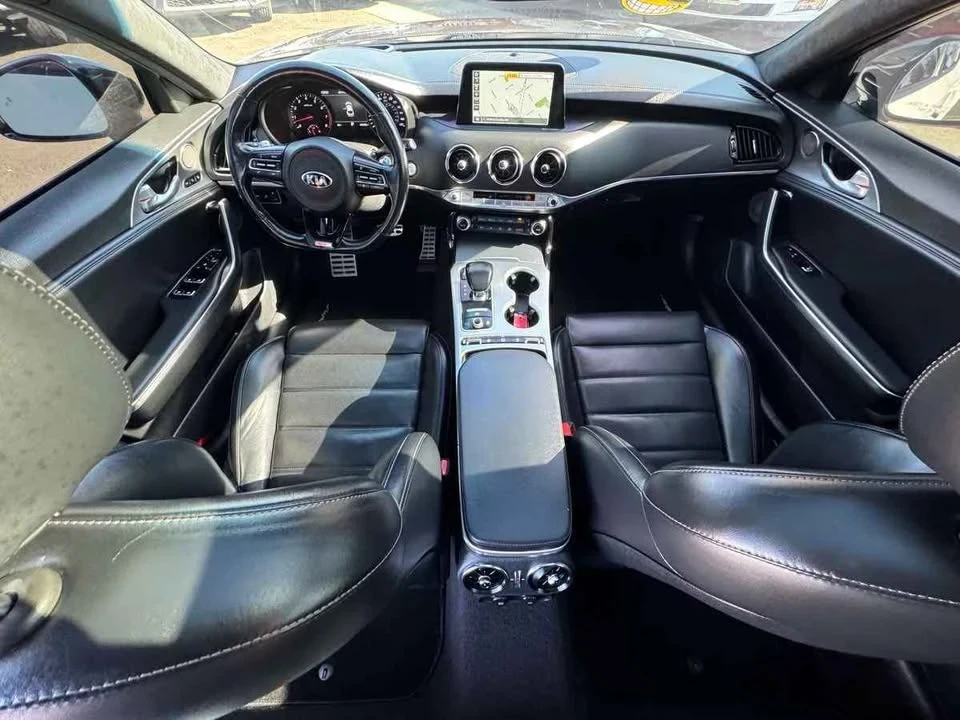 2018 Kia Stinger GT - Image 19 of 20