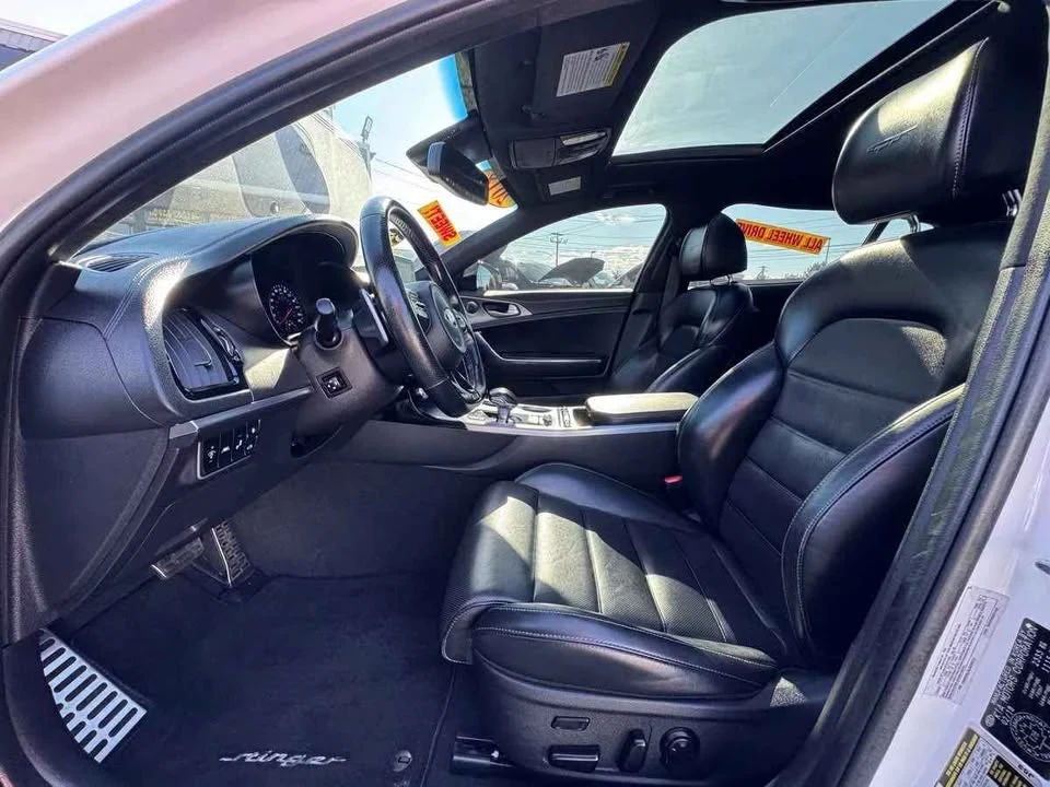 2018 Kia Stinger GT - Image 10 of 20
