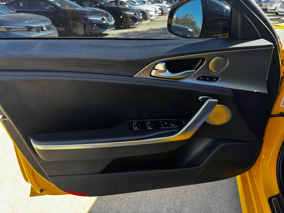 2018 Kia Stinger GT - Image 13 of 19
