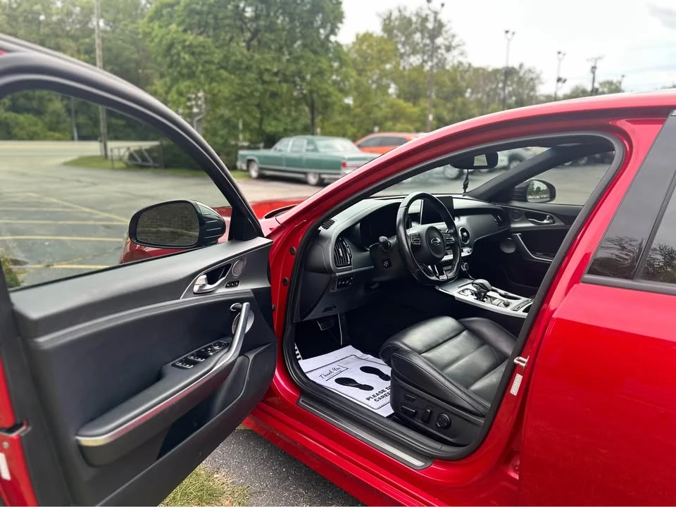 2018 Kia Stinger GT - Image 15 of 20