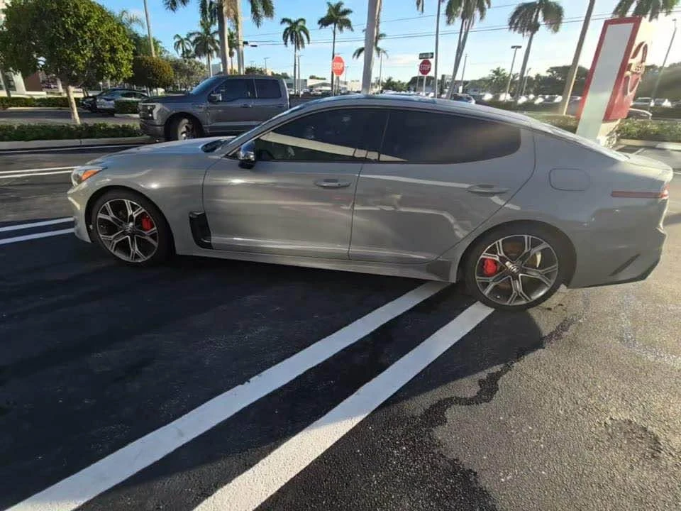 2018 Kia Stinger GT - Image 2 of 10