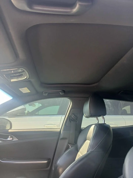 2018 Kia Stinger GT - Image 9 of 9
