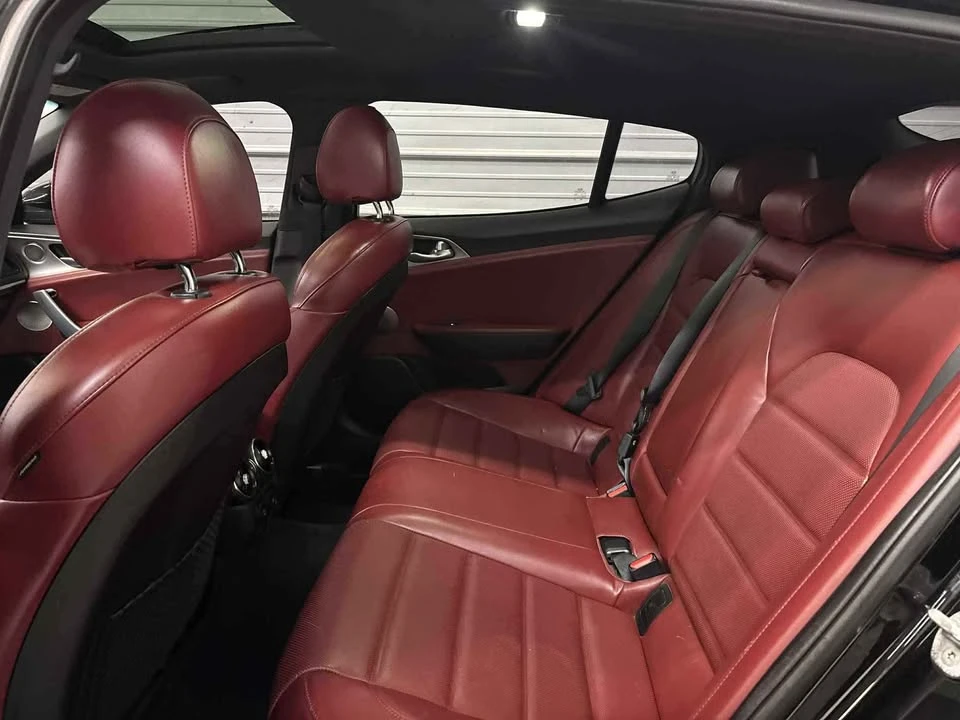 2018 Kia Stinger GT - Image 13 of 18