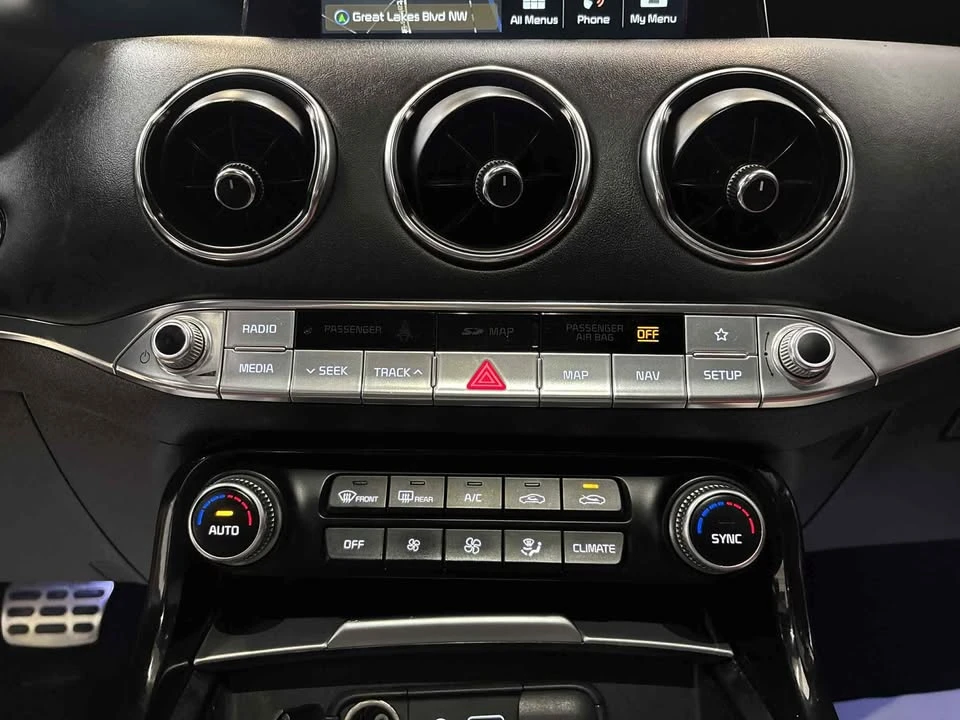 2018 Kia Stinger GT - Image 10 of 18