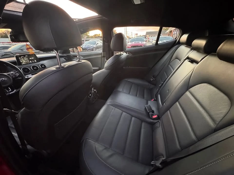 2018 Kia Stinger GT - Image 13 of 20