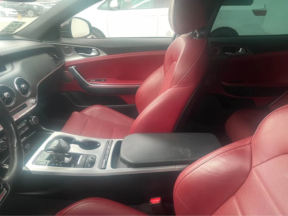 2018 Kia Stinger GT - Image 6 of 7