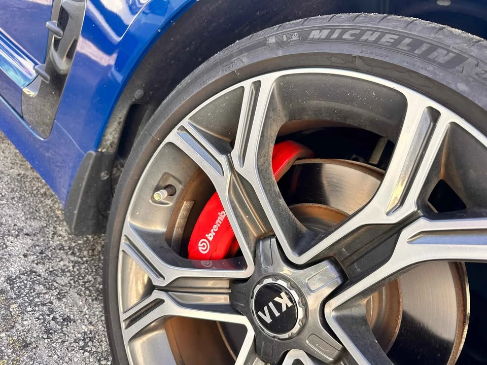 2018 Kia Stinger GT - Image 8 of 16