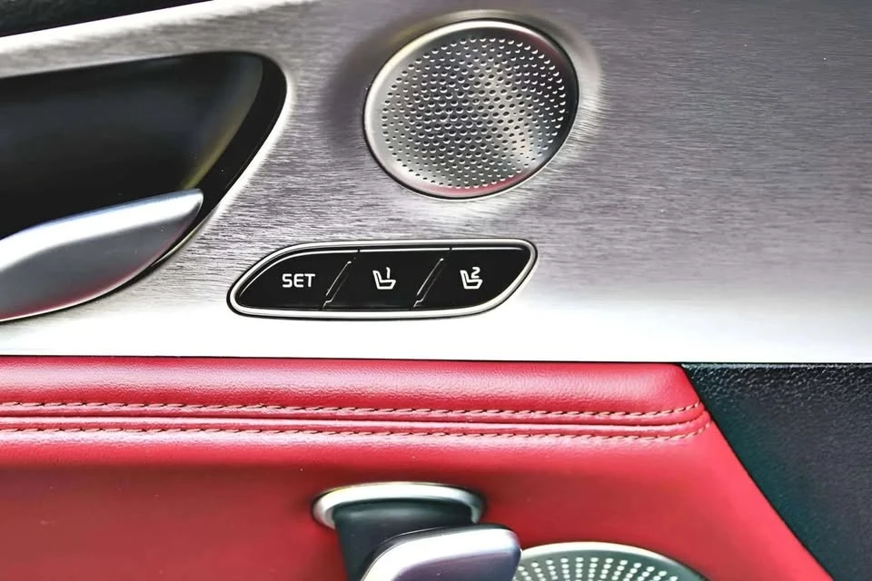 2018 Kia Stinger GT - Image 11 of 20