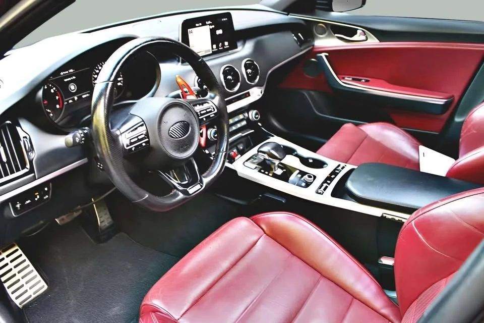 2018 Kia Stinger GT - Image 9 of 20