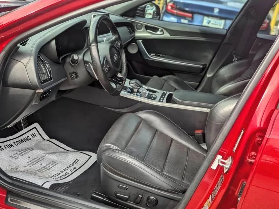 2018 Kia Stinger GT - Image 9 of 16