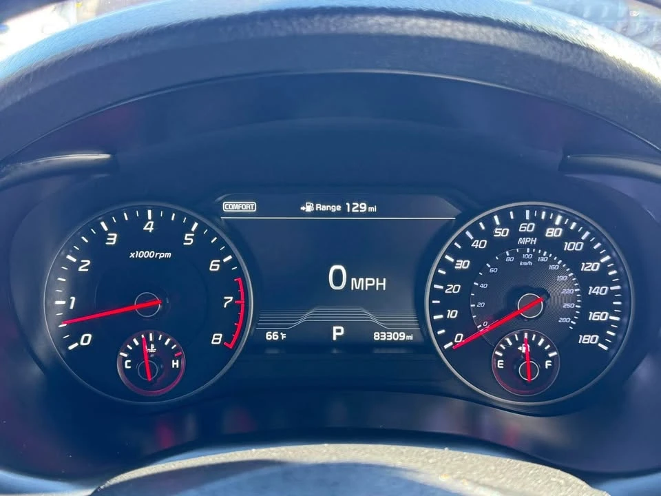 2018 Kia Stinger GT - Image 13 of 19