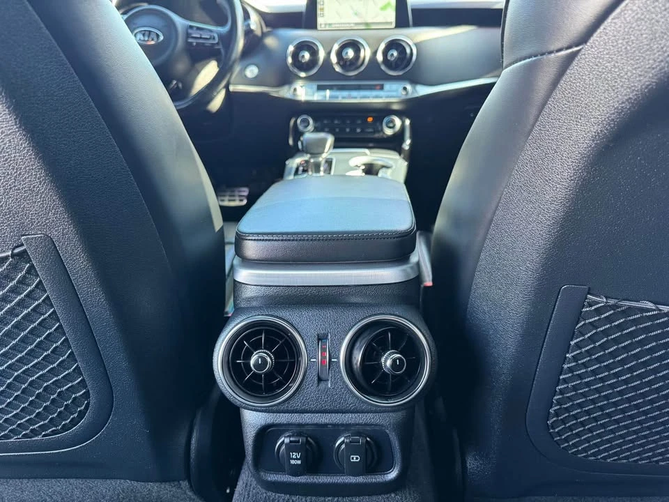 2018 Kia Stinger GT - Image 14 of 19