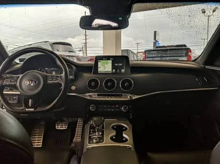 2018 Kia Stinger GT - Image 14 of 20