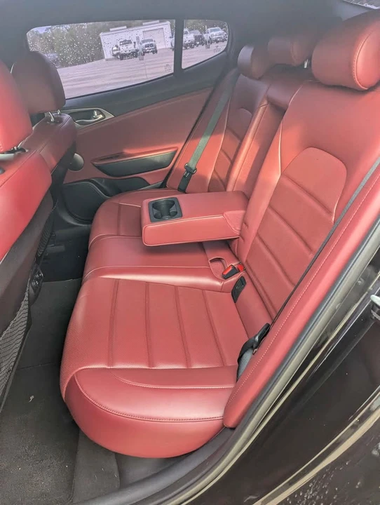 2018 Kia Stinger GT - Image 13 of 16