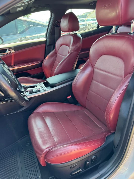 2018 Kia Stinger GT - Image 8 of 12