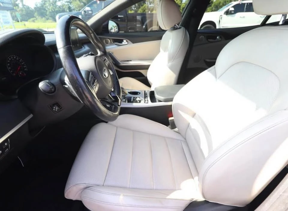 2018 Kia Stinger GT - Image 10 of 12